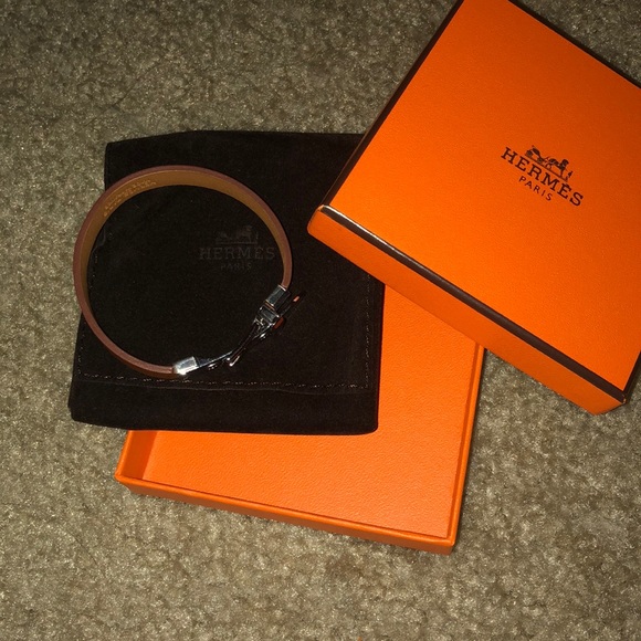 Authentic Hermès leather bracelet!!! - Picture 3 of 4